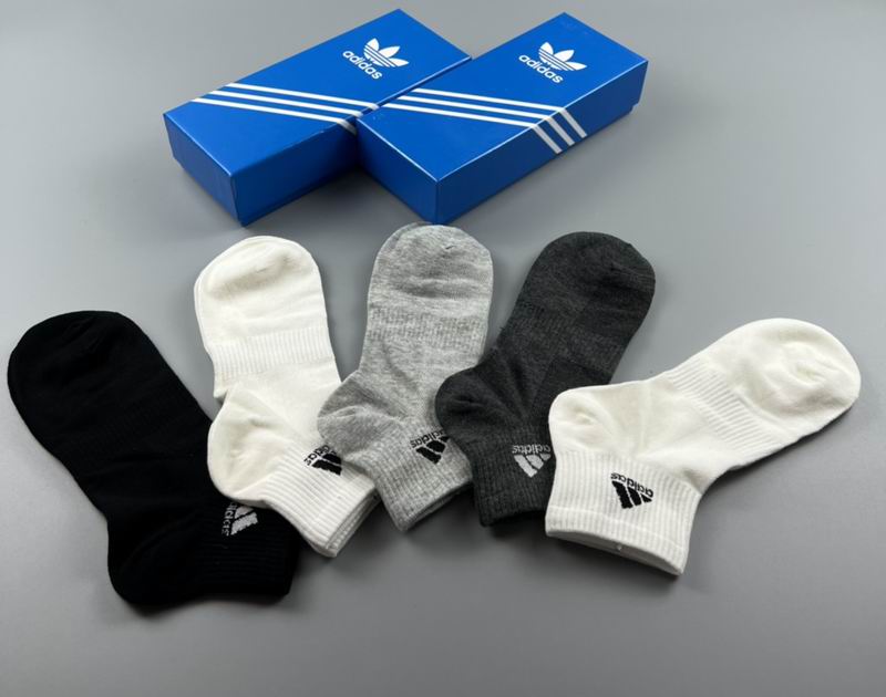 Adidas socks 43